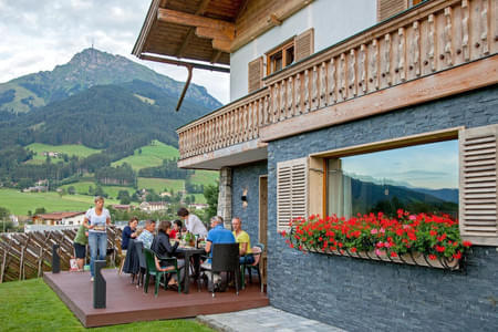 Außenansicht Sommer auf die Terrasse